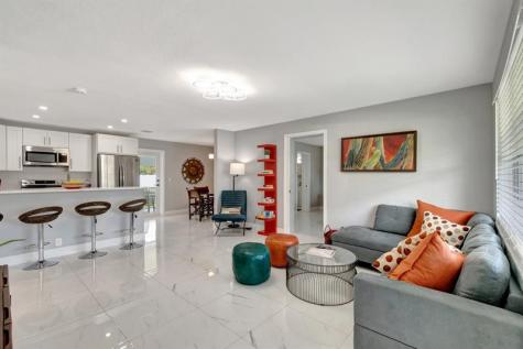 710 SE 3rd Avenue Delray Beach FL 33483