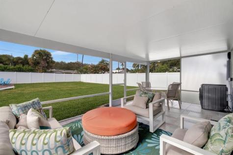 710 SE 3rd Avenue Delray Beach FL 33483