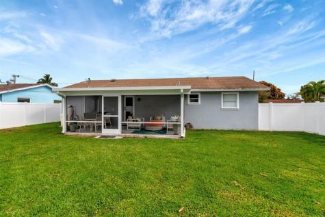 710 SE 3rd Avenue Delray Beach FL 33483