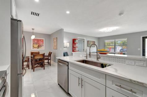 710 SE 3rd Avenue Delray Beach FL 33483