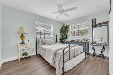 9860 NW 3rd Street Pembroke Pines FL 33024