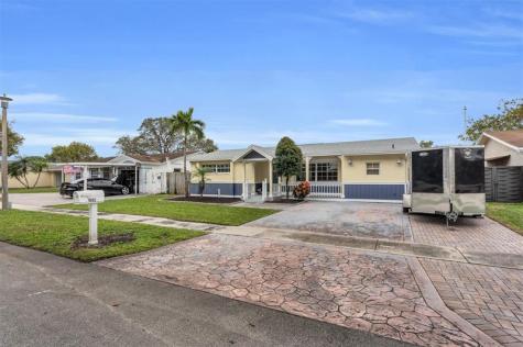 9860 NW 3rd Street Pembroke Pines FL 33024