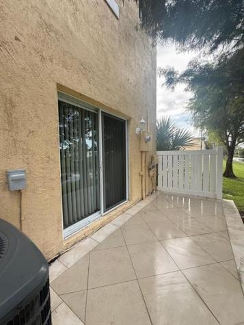 6615 Winfield Boulevard Pompano Beach FL 33063
