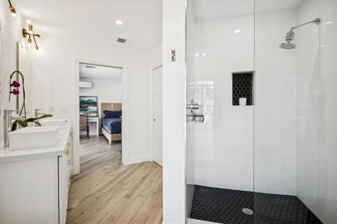 600 SW 8th Terrace Fort Lauderdale FL 33315