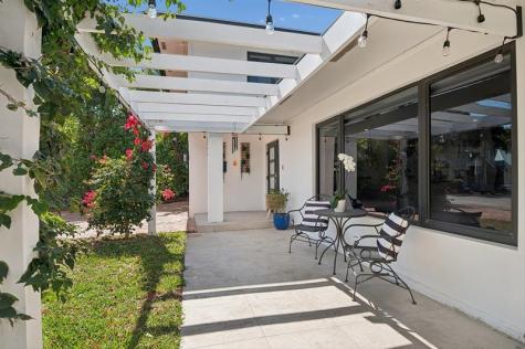 600 SW 8th Terrace Fort Lauderdale FL 33315