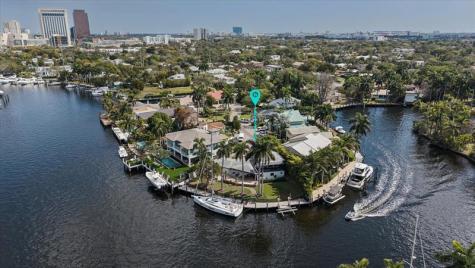 600 SW 8th Terrace Fort Lauderdale FL 33315