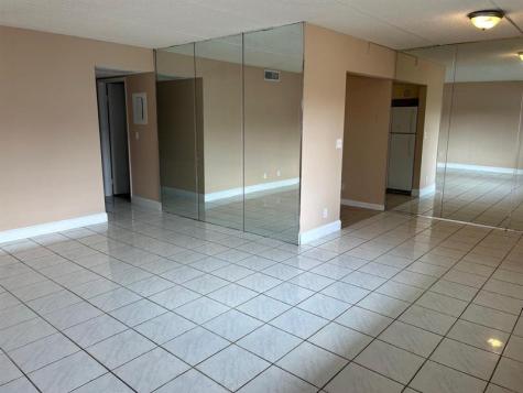 2200 Springdale Boulevard Palm Springs FL 33461