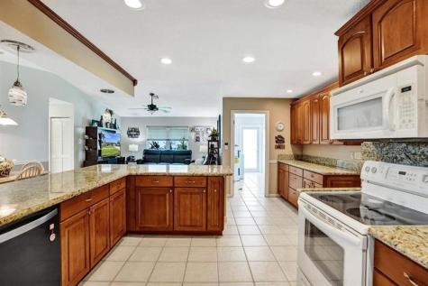 7629 Sunflower Drive Margate FL 33063