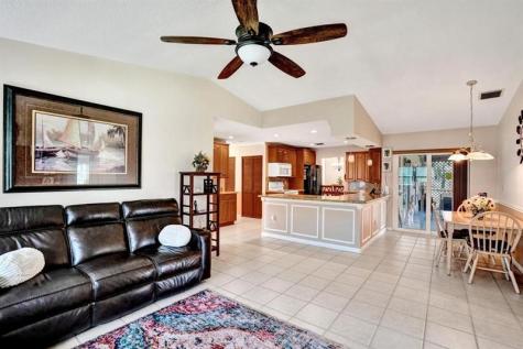 7629 Sunflower Drive Margate FL 33063
