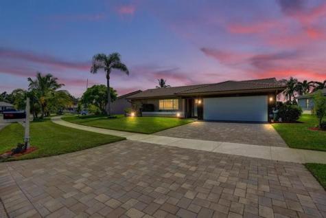 7629 Sunflower Drive Margate FL 33063