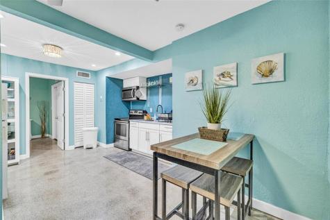 1715 NE 11th St, Unit A Fort Lauderdale FL 33304