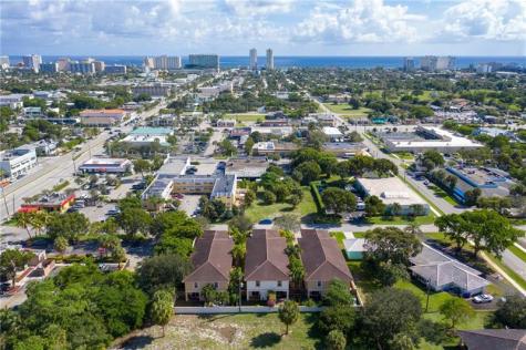 19 SE 19 Avenue Pompano Beach FL 33060