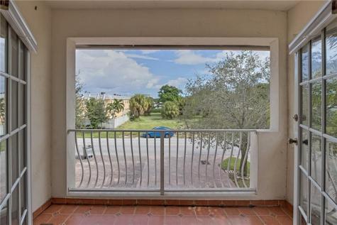 19 SE 19 Avenue Pompano Beach FL 33060