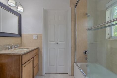 19 SE 19 Avenue Pompano Beach FL 33060