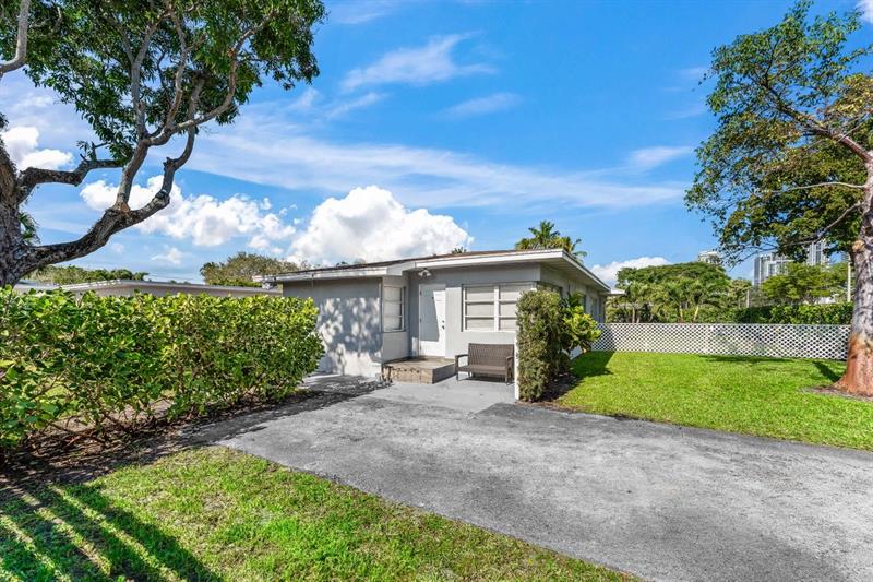 1003 SW 4th Avenue Fort Lauderdale FL 33315