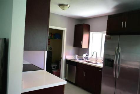 11150 Peachtree Drive Miami FL 33161