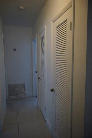 11150 Peachtree Drive Miami FL 33161