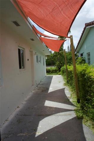 11150 Peachtree Drive Miami FL 33161