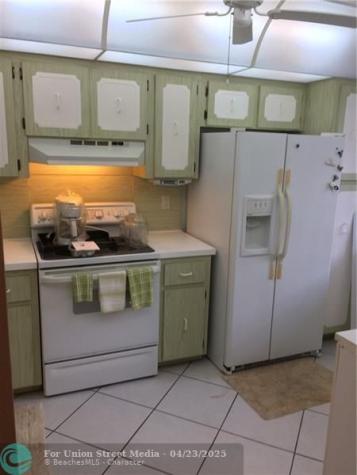 3571 Inverrary Drive Lauderhill FL 33319