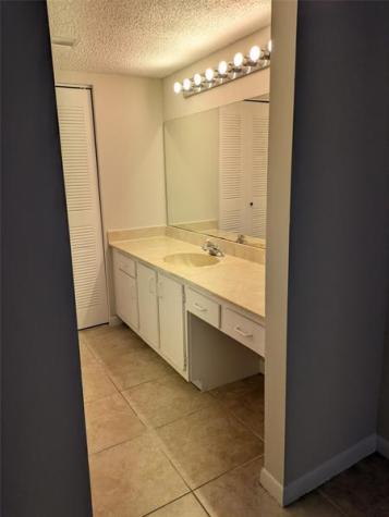 9799 Westview Drive Coral Springs FL 33076