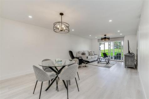 411 S Hollybrook Drive Pembroke Pines FL 33025