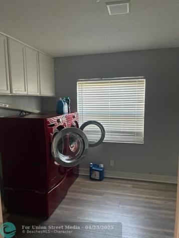 8241 SW 9th Street North Lauderdale FL 33068