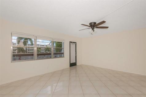2009 Cornwall A Boca Raton FL 33434