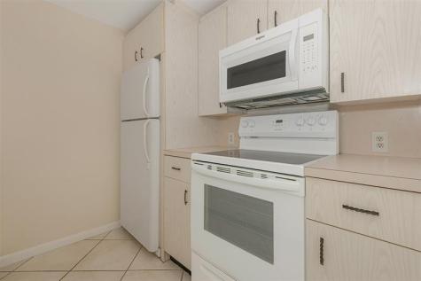 2009 Cornwall A Boca Raton FL 33434