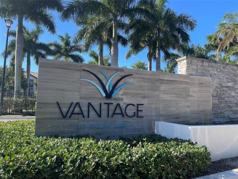 3380 NW 5th Street Pompano Beach FL 33069