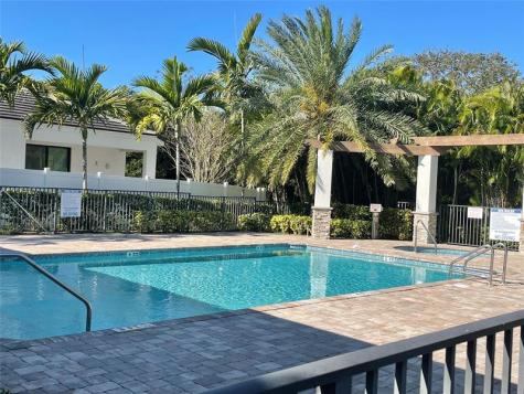 3380 NW 5th Street Pompano Beach FL 33069