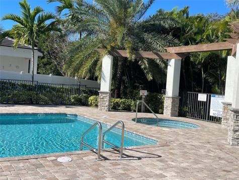3380 NW 5th Street Pompano Beach FL 33069