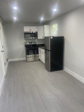 12322 NE 6th Avenue North Miami FL 33161