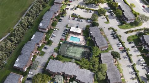 1156 NW 106th Terrace Hollywood FL 33026