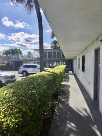9233 SW 8th Street Boca Raton FL 33428