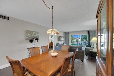 8980 S Hollybrook Boulevard Pembroke Pines FL 33025