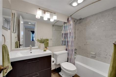8980 S Hollybrook Boulevard Pembroke Pines FL 33025