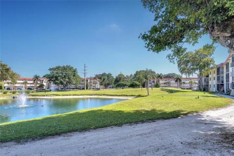 8980 S Hollybrook Boulevard Pembroke Pines FL 33025