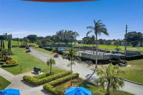 8980 S Hollybrook Boulevard Pembroke Pines FL 33025