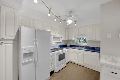 8980 S Hollybrook Boulevard Pembroke Pines FL 33025