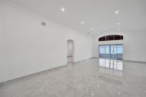 4966 SW 33rd Terrace Hollywood FL 33312