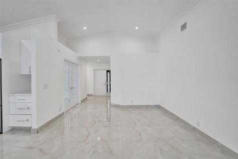 4966 SW 33rd Terrace Hollywood FL 33312