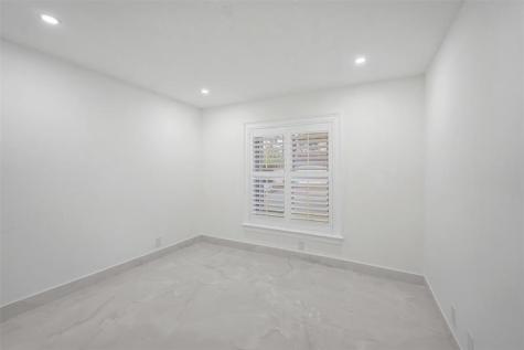4966 SW 33rd Terrace Hollywood FL 33312