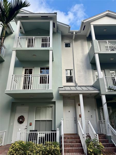 370 SW 14 Avenue Fort Lauderdale FL 33312
