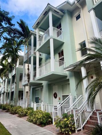 370 SW 14 Avenue Fort Lauderdale FL 33312