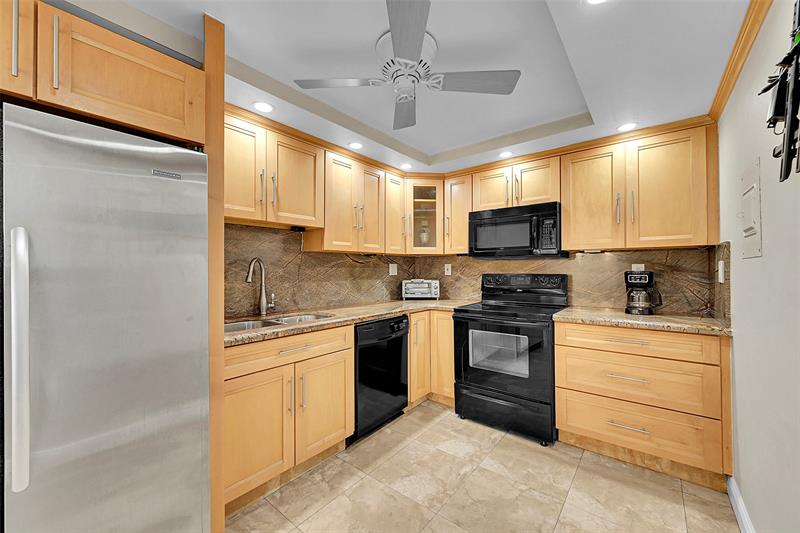 525 N Ocean Boulevard Pompano Beach FL 33062