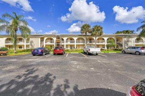 2701 Nassau Bend Coconut Creek FL 33066