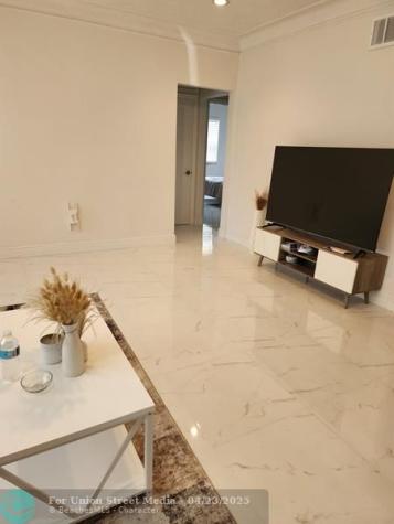2005 Mercer Avenue West Palm Beach FL 33401