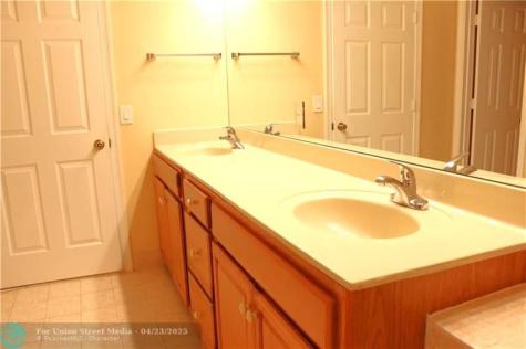 10670 Old Hammock Way Wellington FL 33414