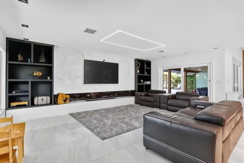 5928 NW 77th Terrace Parkland FL 33067