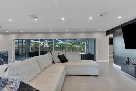 755 S Rainbow Drive Hollywood FL 33021